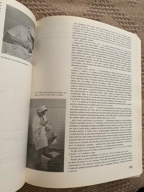 Obrovská stará retro kniha zdravoveda osveta 1980, 