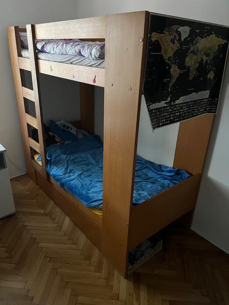 Predám poschodovú postel, šírka (cm): 90,dĺžka (cm): 200