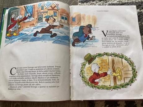 Veselé vianoce s mickey mousom a jeho priateľmi,