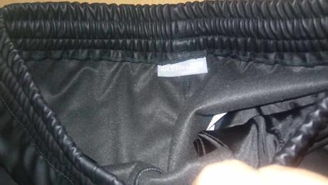 Koženkové zateplené čierne kapsáče na gumičku, 140