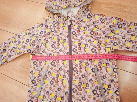 Bunda aj do dažďa, lupilu,86