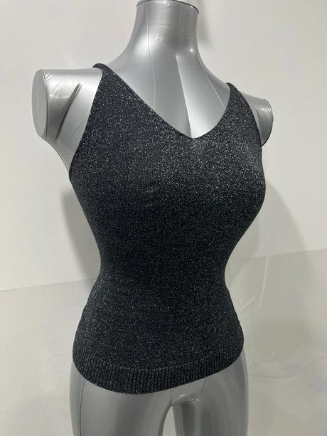 Trblietavy top na ramienka, s