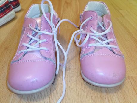 Topanky dievcenske, 24