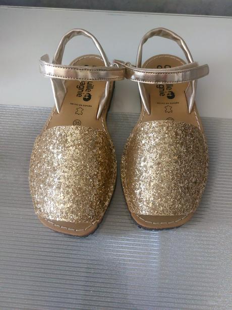 Dievčenské sandále zlaté brokátové, 35