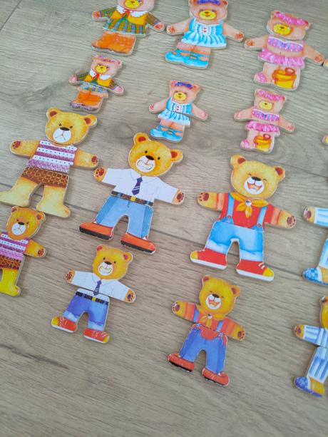 Drevene obliekacie puzzle mackovia,