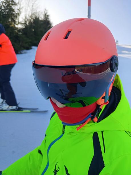 Lyžiarska prilba 53-56cm, 