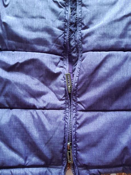 Fialová vetrovka, s.a.m.,m