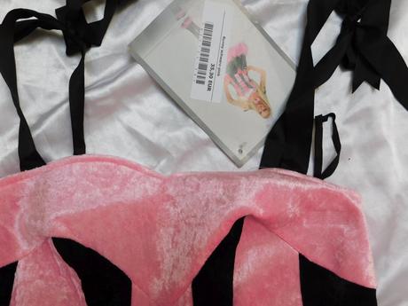 Pakne šaty/maska,čierno/ruzovej farby, 