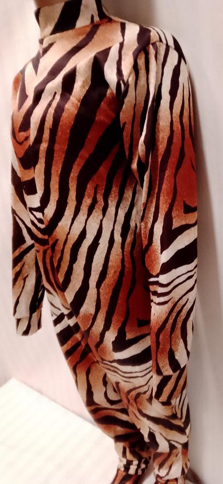 Kostým tigrí overal, 6-8 r, 116-128 cm, 