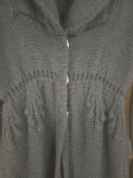 Princezovsky svetrik, l