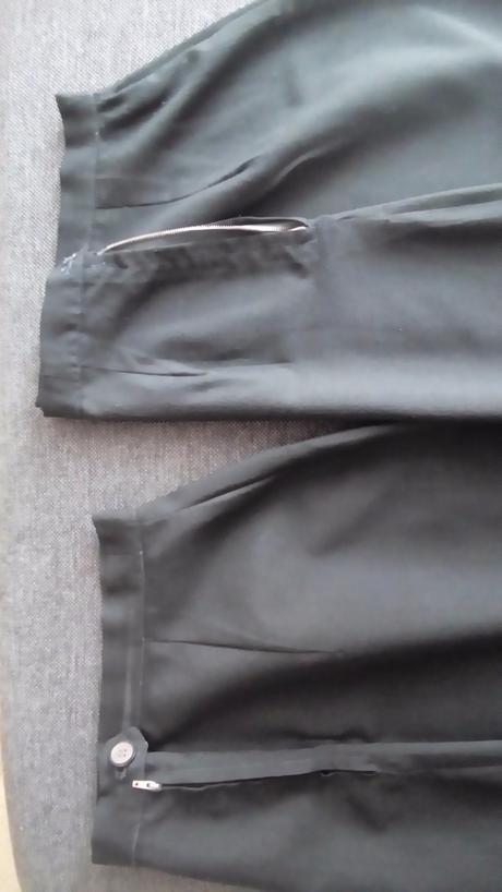 Retro čierne dámske sukne., s