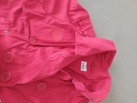 561 cervena bundicka, l