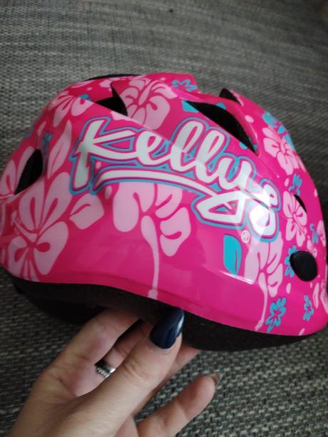 Prilba dievčenska, m