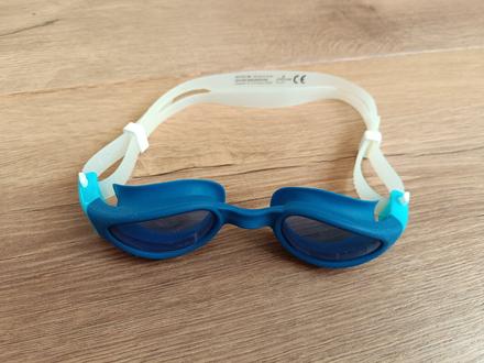 Plavecke okuliare s, 