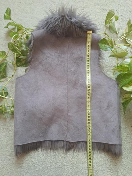 Vesta dievčenská s kožušinkou veľkosť 134, crashone,134