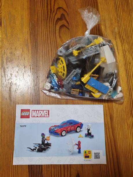 76279 lego marvel spider-manovo závodné auto a..., 