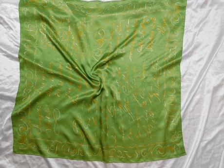 Codello kvalitná luxusna hodvabna elegantná šatka, xl