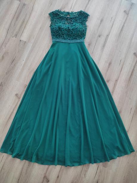 Slávnostné saty, m