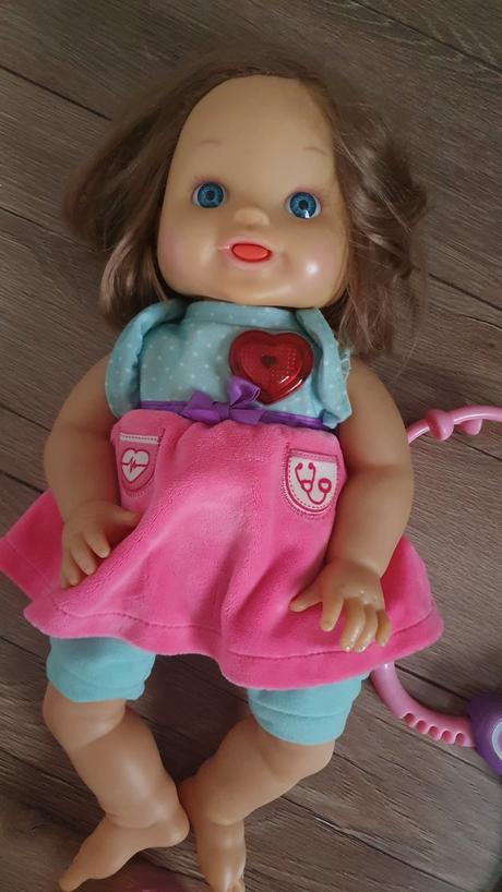 Interaktívna bábika lekarka,