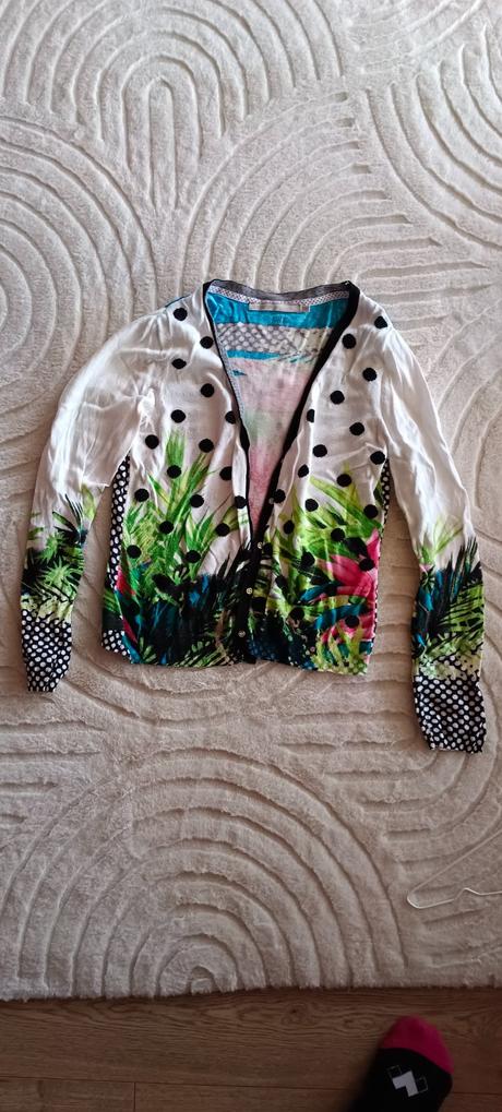 Nadherny svetrik s, 36