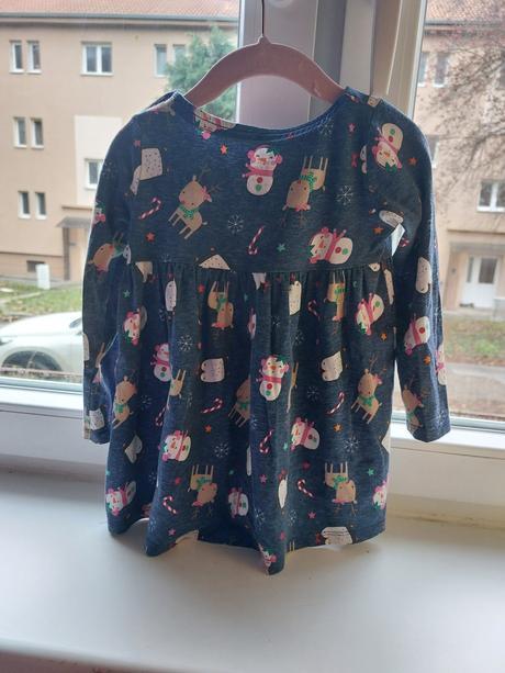 Vianocné saty, lupilu,86