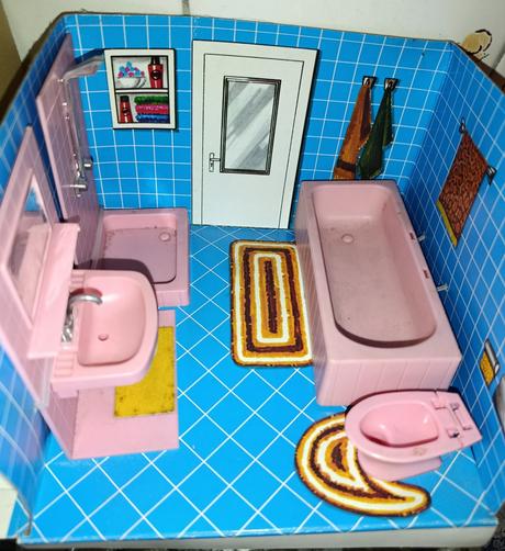 Retro domček pre bábiky, 