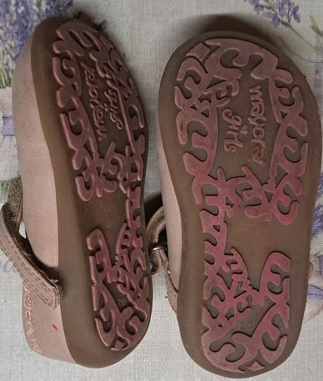 Dievčenské balerínky, 20