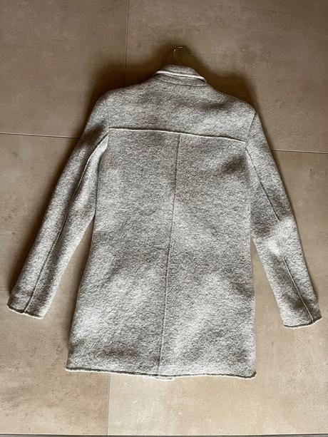 Kabát s vlnou, reserved,s