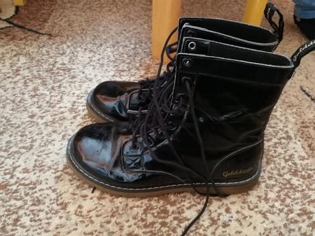 Lakove topanky, 39