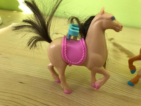 Barbie koníky,