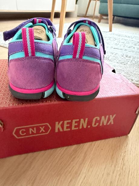 Sportove sandale, keen,38