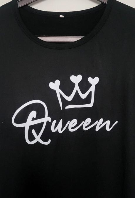 Nenosené šaty queen, m