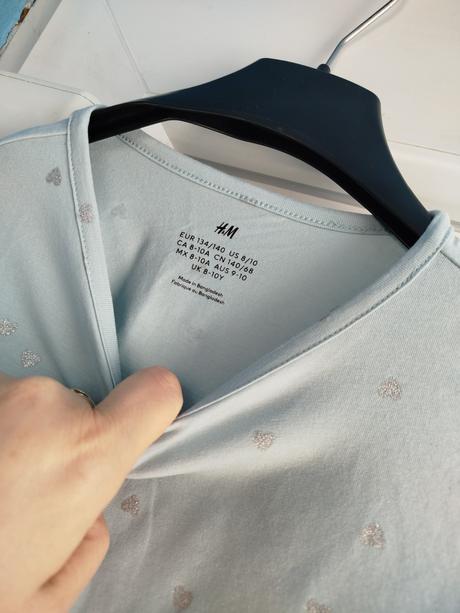 Tričko so srdiečkami 134/140, h&m,134