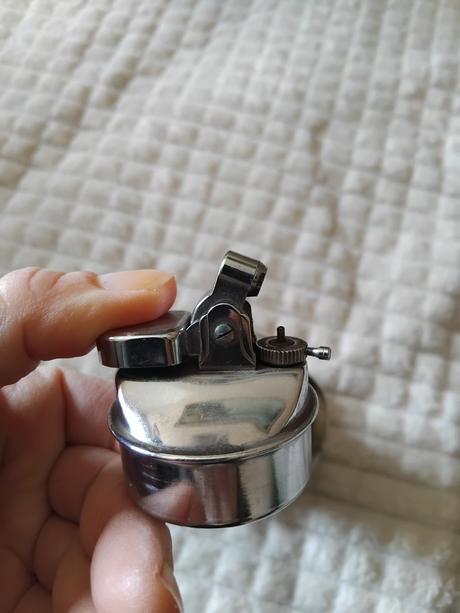 Starozitny zapalovac, 