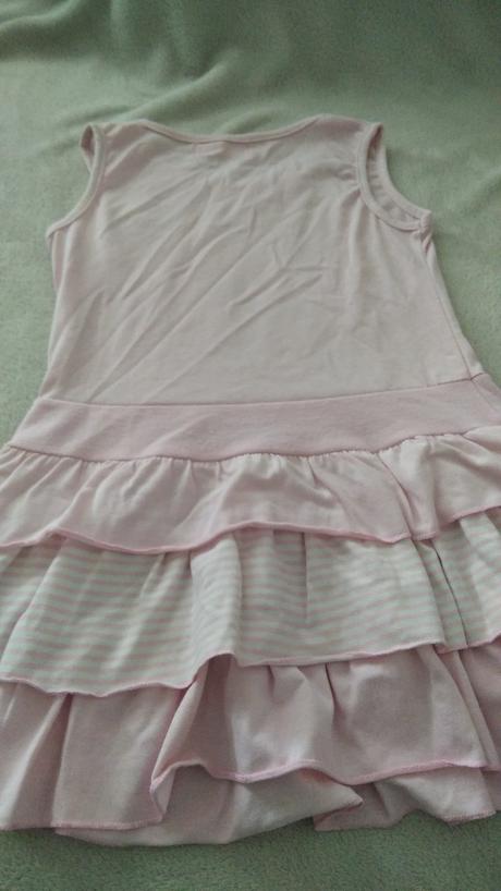 Bledoružove šaty bez rukávov, 86
