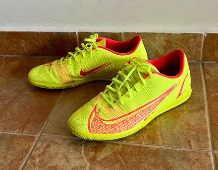 Tenisky nike veľ. 42 halovky, nike,42