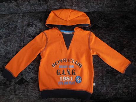 Mikina s kapucňou, 92