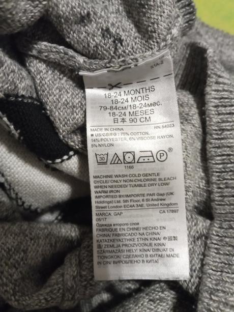 Mickey mouse svetrík sveter, gap,86