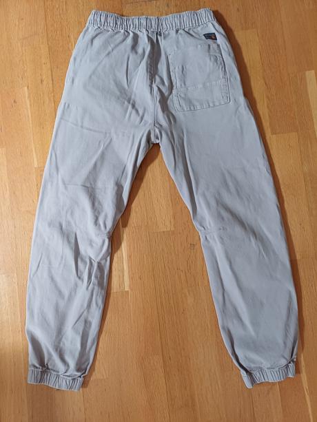 Nohavice tenká rifľová látka, zara,152