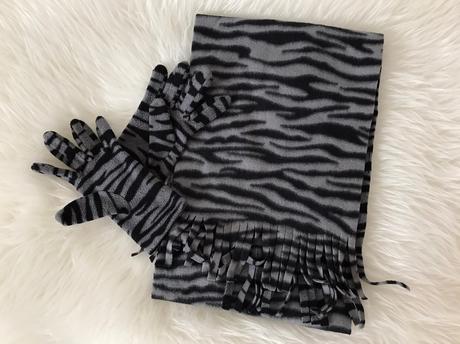 Súprava šál a rukavice, kik