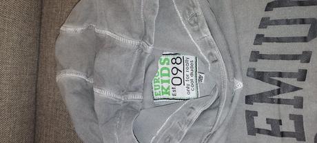 Tričko s kapucňou, 134