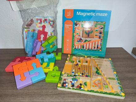 2x motorická hračka,