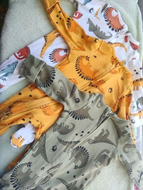 Pyzamka od 1 mesiaca +veľ. 56, tesco,56