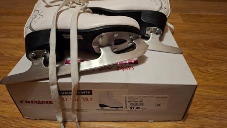 Nové kraso korčule, crowned,31