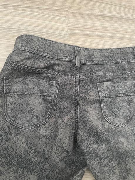 Dámske nohavice zn.benetton, benetton,s