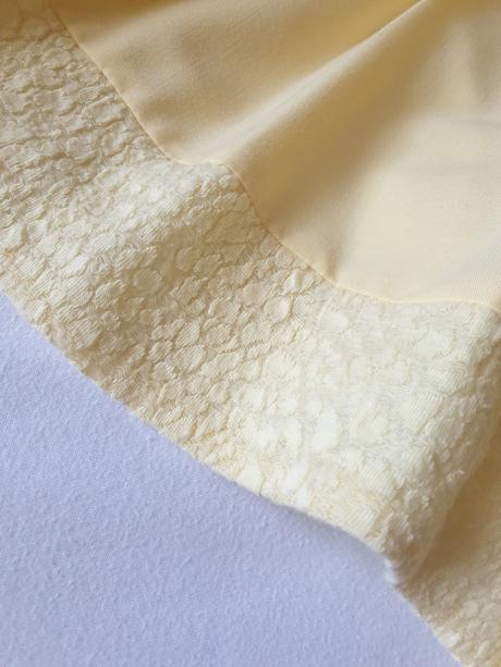 Dámske spoločenské šaty, 36