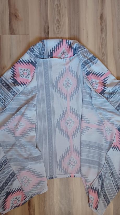 Vzorovaný kardigán,