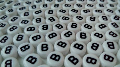 Písmenka lentilkové b,