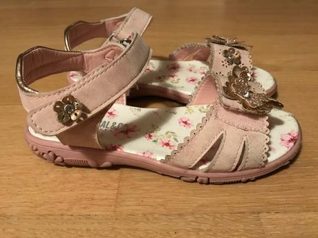 Sandálky veľ. 31,5, 31