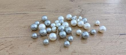 Brošňová spinka perličková - šedá, 